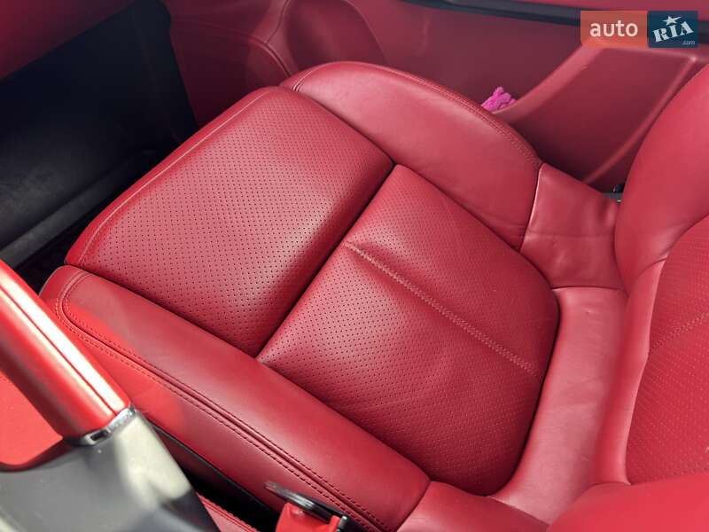 Внедорожник / Кроссовер Porsche Cayenne 2015 в Тернополе