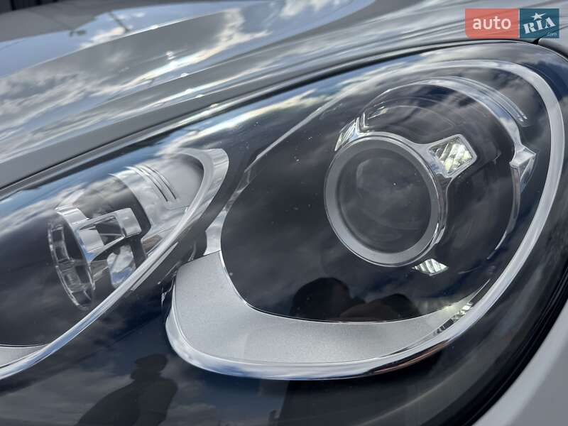 Внедорожник / Кроссовер Porsche Cayenne 2015 в Тернополе