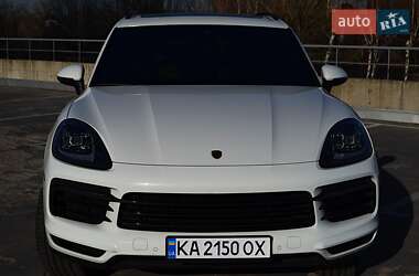 Позашляховик / Кросовер Porsche Cayenne 2018 в 