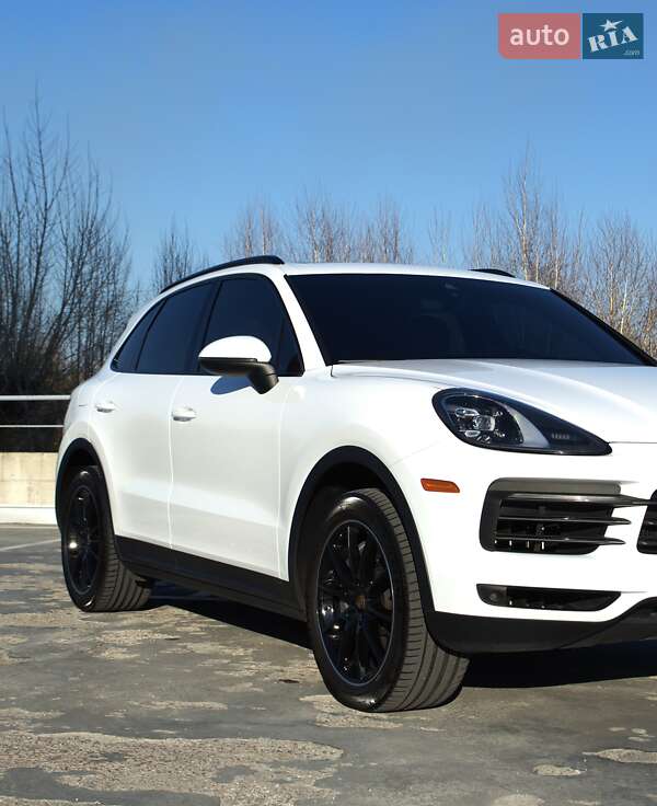 Внедорожник / Кроссовер Porsche Cayenne 2018 в Киеве