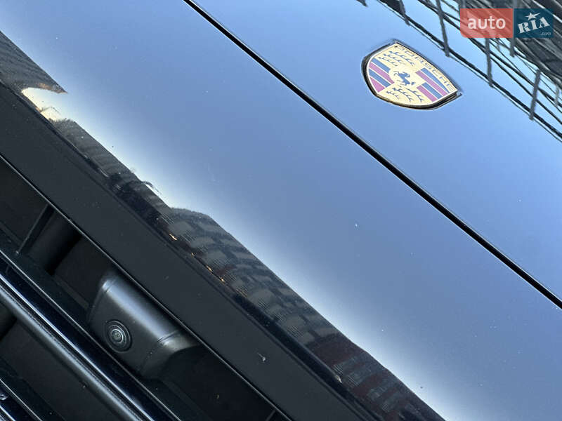 Внедорожник / Кроссовер Porsche Cayenne 2019 в Киеве фото 18 Внедорожник / Кроссовер Porsche Cayenne 2019 в Киеве
