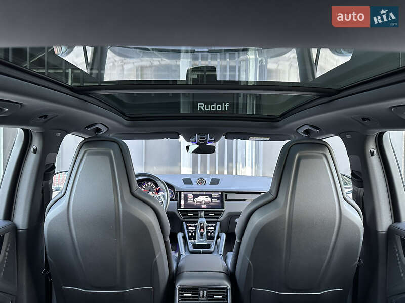 Внедорожник / Кроссовер Porsche Cayenne 2019 в Киеве фото 21 Внедорожник / Кроссовер Porsche Cayenne 2019 в Киеве