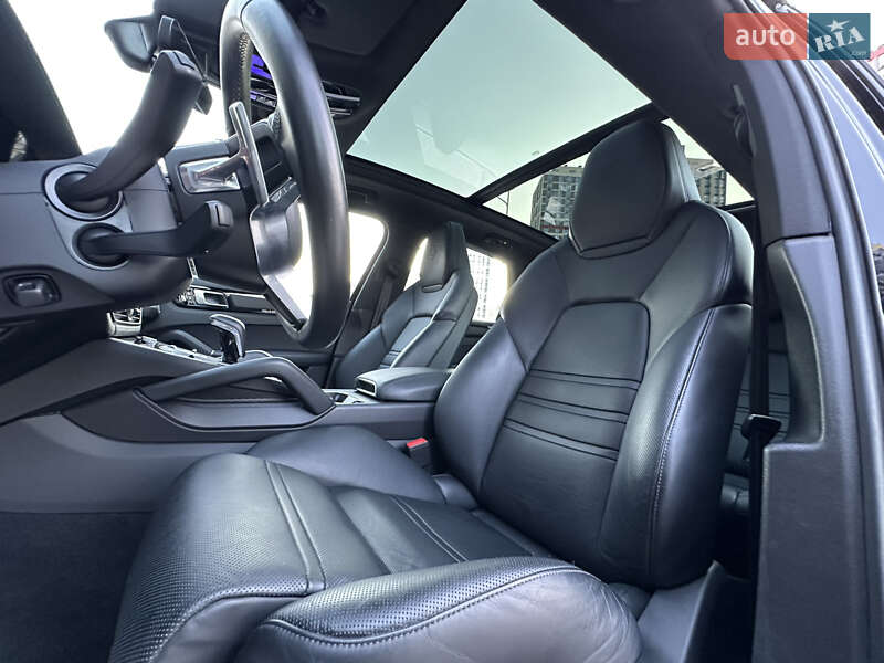Внедорожник / Кроссовер Porsche Cayenne 2019 в Киеве фото 39 Внедорожник / Кроссовер Porsche Cayenne 2019 в Киеве