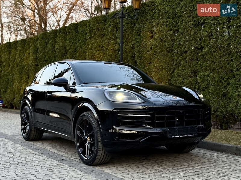 Внедорожник / Кроссовер Porsche Cayenne 2024 в Львове