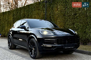 Позашляховик / Кросовер Porsche Cayenne 2024 в 