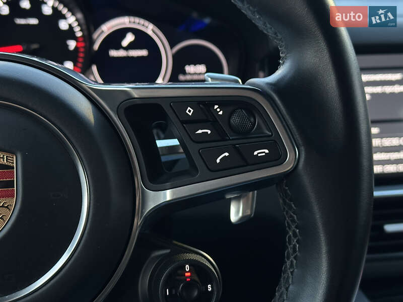 Внедорожник / Кроссовер Porsche Cayenne 2019 в Киеве фото 29 Внедорожник / Кроссовер Porsche Cayenne 2019 в Киеве