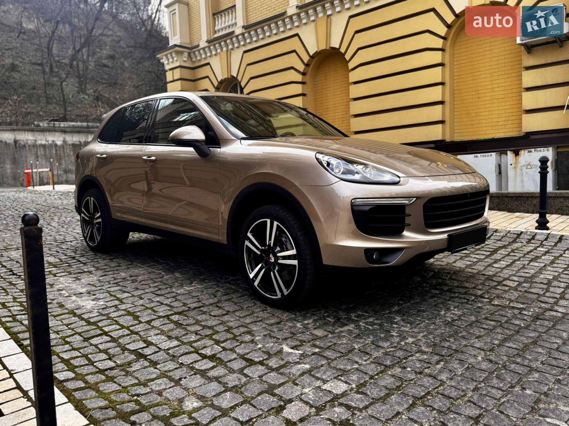 2016 Porsche Cayenne - мініатюра 6