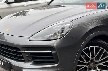 Внедорожник / Кроссовер Porsche Cayenne 2021 в 