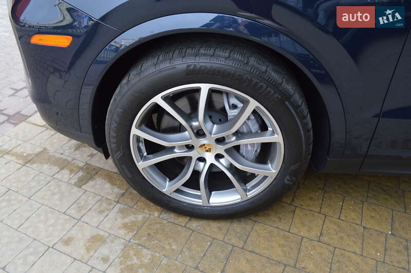 Внедорожник / Кроссовер Porsche Cayenne 2023 в Львове