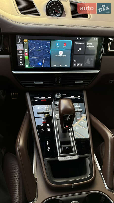 Внедорожник / Кроссовер Porsche Cayenne 2018 в Киеве