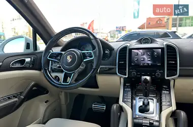 Porsche Cayenne 2017