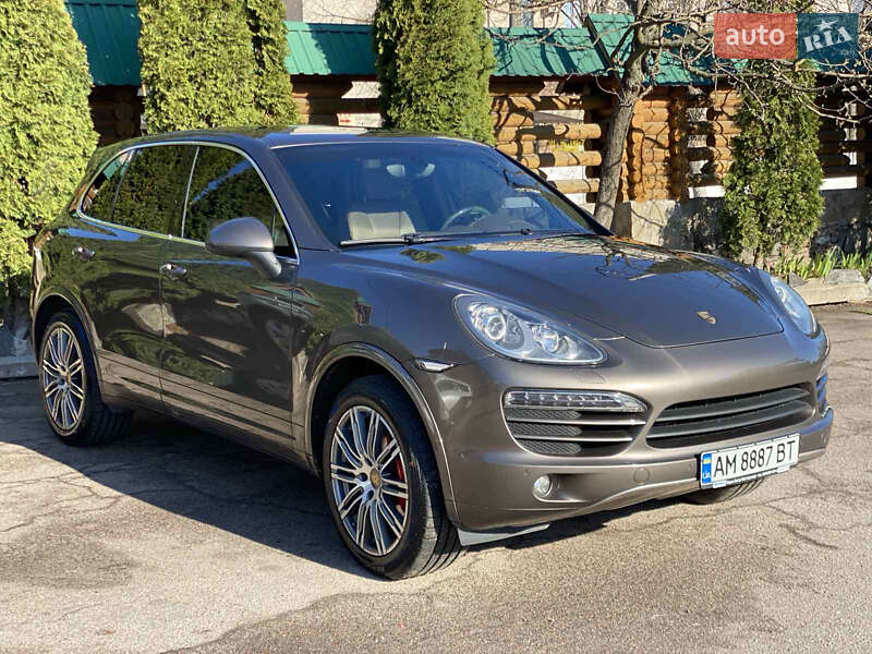Внедорожник / Кроссовер Porsche Cayenne 2013 в Житомире фото 3 Внедорожник / Кроссовер Porsche Cayenne 2013 в Житомире
