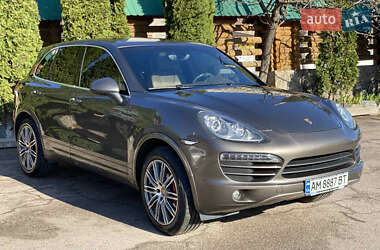 Внедорожник / Кроссовер Porsche Cayenne 2013 в 