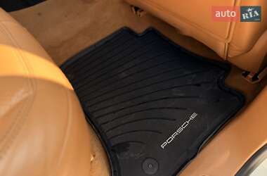 Позашляховик / Кросовер Porsche Cayenne 2013 в 