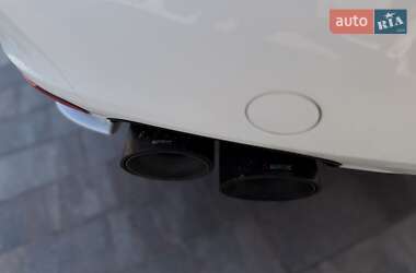 Позашляховик / Кросовер Porsche Cayenne 2013 в 