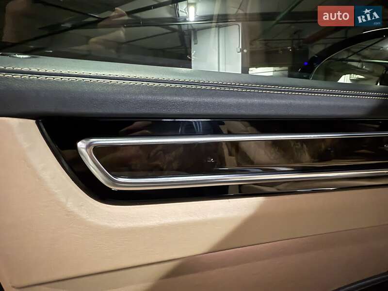 Внедорожник / Кроссовер Porsche Cayenne 2018 в Киеве
