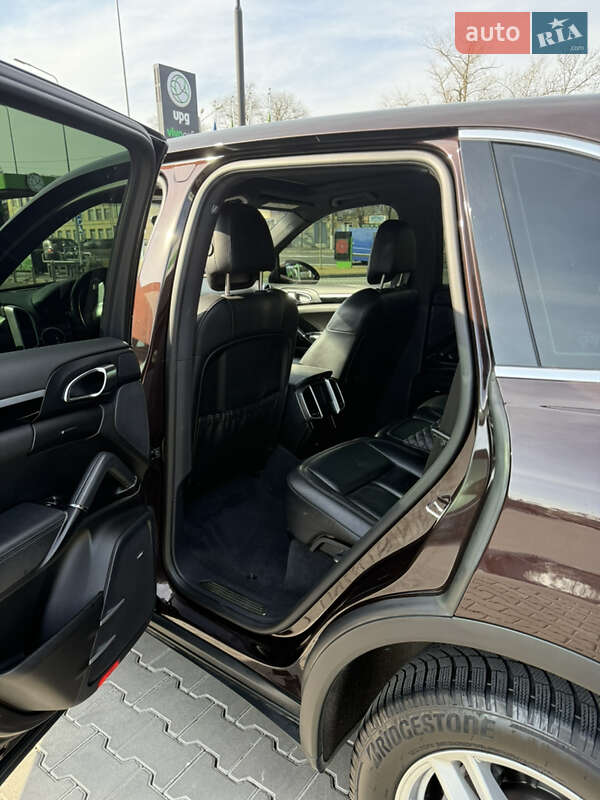 Внедорожник / Кроссовер Porsche Cayenne 2015 в Одессе фото 8 Внедорожник / Кроссовер Porsche Cayenne 2015 в Одессе