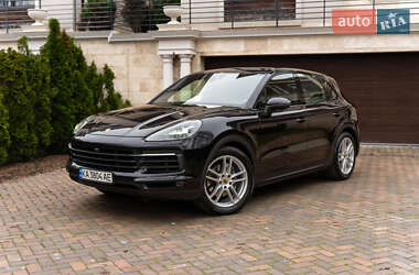 Внедорожник / Кроссовер Porsche Cayenne 2019 в 