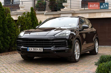 Внедорожник / Кроссовер Porsche Cayenne 2019 в 