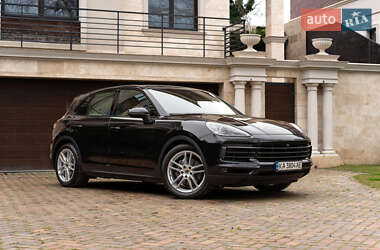 Внедорожник / Кроссовер Porsche Cayenne 2019 в 
