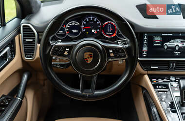 Внедорожник / Кроссовер Porsche Cayenne 2019 в 