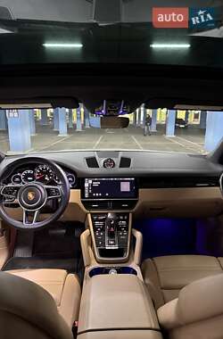 Внедорожник / Кроссовер Porsche Cayenne 2020 в 