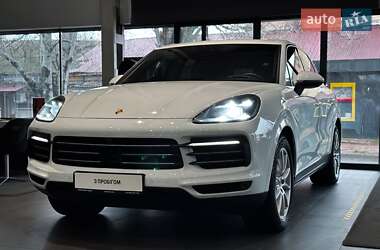 Внедорожник / Кроссовер Porsche Cayenne 2020 в 