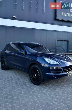 Внедорожник / Кроссовер Porsche Cayenne 2012 в 
