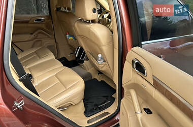 Внедорожник / Кроссовер Porsche Cayenne 2011 в 