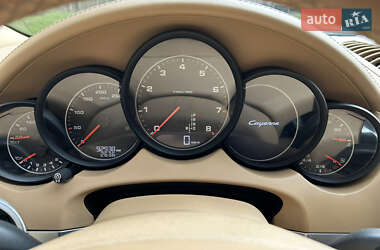 Внедорожник / Кроссовер Porsche Cayenne 2011 в 