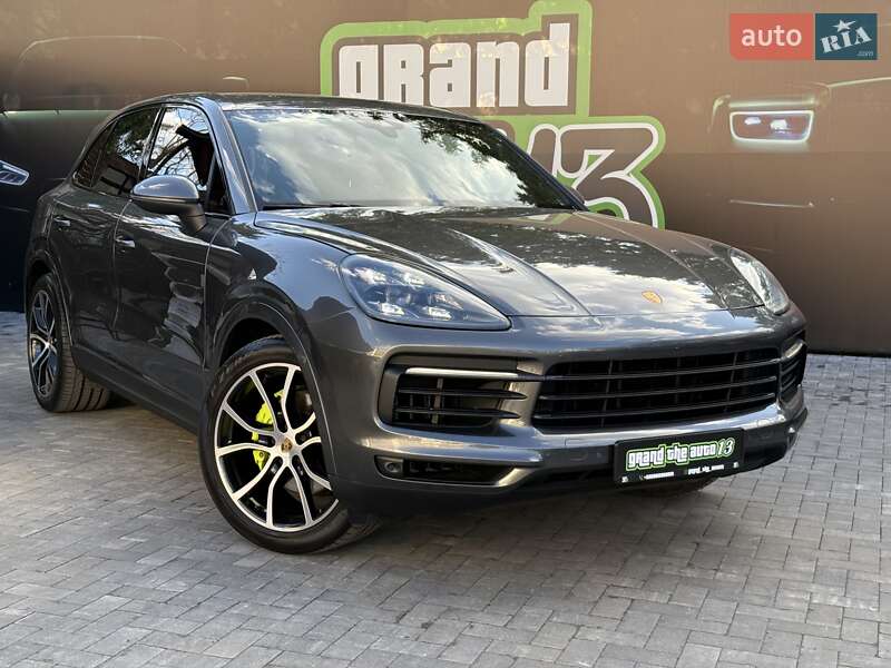 Внедорожник / Кроссовер Porsche Cayenne 2019 в Киеве