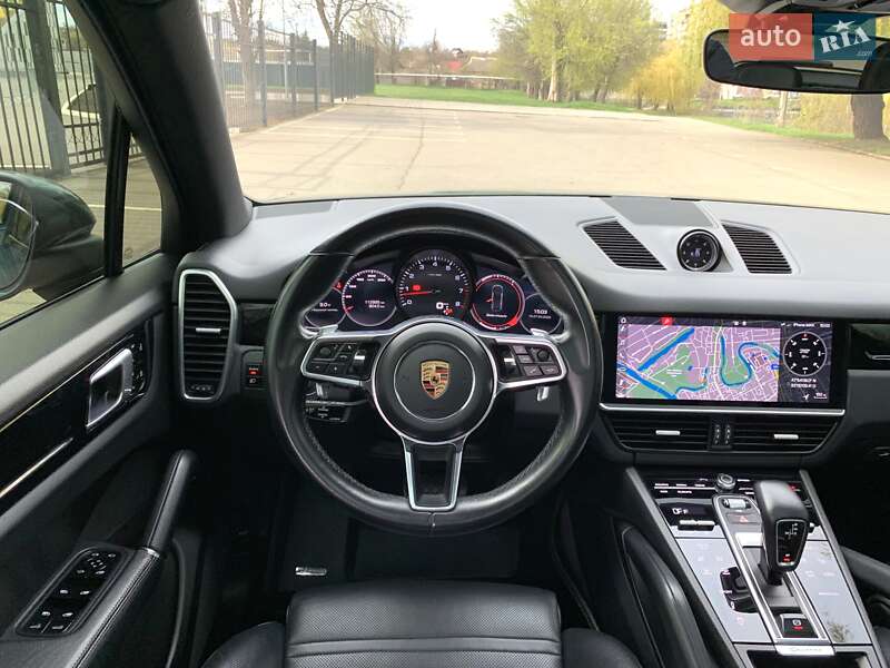 Внедорожник / Кроссовер Porsche Cayenne 2019 в Кривом Роге фото 44 Внедорожник / Кроссовер Porsche Cayenne 2019 в Кривом Роге
