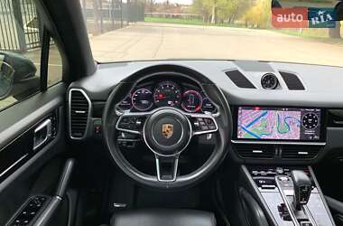 Внедорожник / Кроссовер Porsche Cayenne 2019 в 