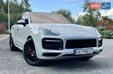 Внедорожник / Кроссовер Porsche Cayenne 2022 в 