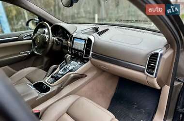 Внедорожник / Кроссовер Porsche Cayenne 2011 в 