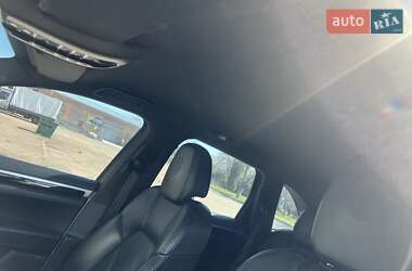 Внедорожник / Кроссовер Porsche Cayenne 2011 в 