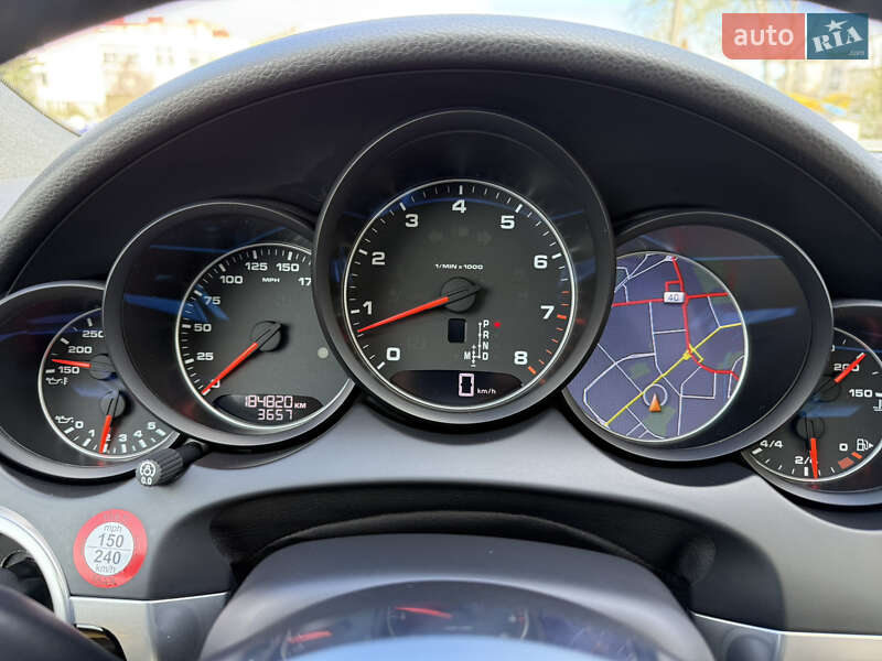 Внедорожник / Кроссовер Porsche Cayenne 2015 в Киеве