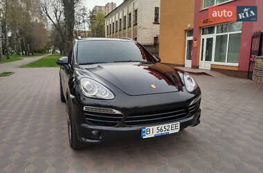 Позашляховик / Кросовер Porsche Cayenne 2010 в 