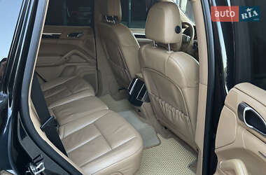 Позашляховик / Кросовер Porsche Cayenne 2012 в 