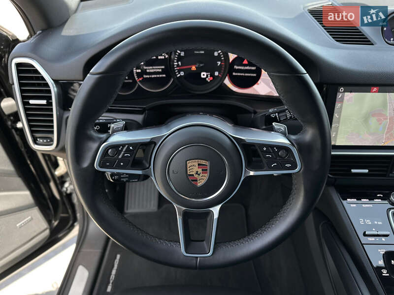 Позашляховик / Кросовер Porsche Cayenne 2019 в Києві