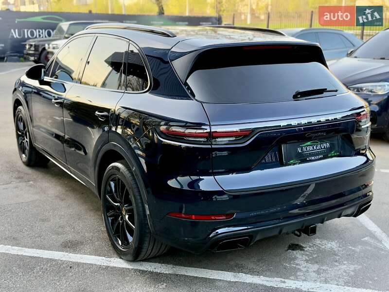 Внедорожник / Кроссовер Porsche Cayenne 2019 в Киеве