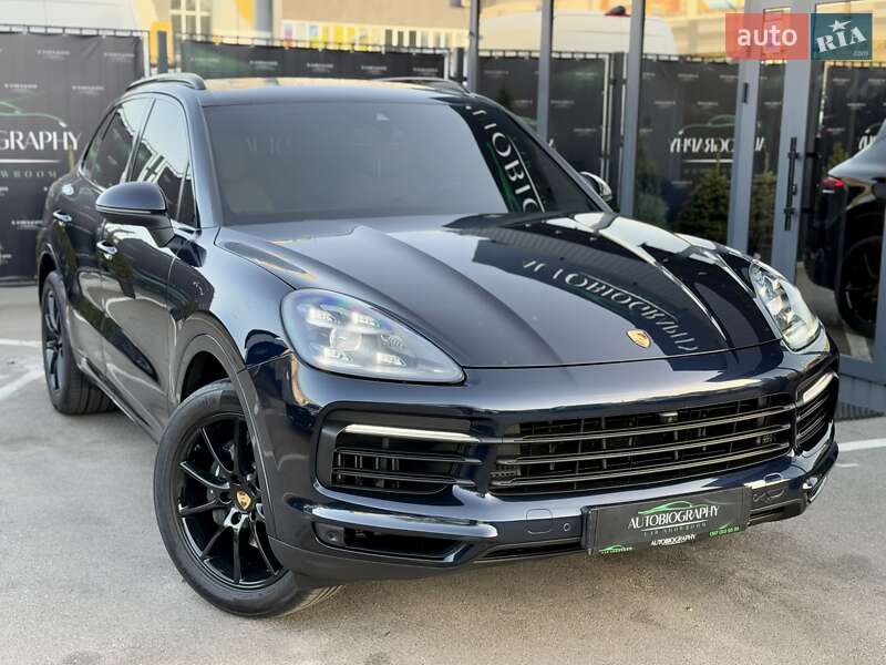 Внедорожник / Кроссовер Porsche Cayenne 2019 в Киеве