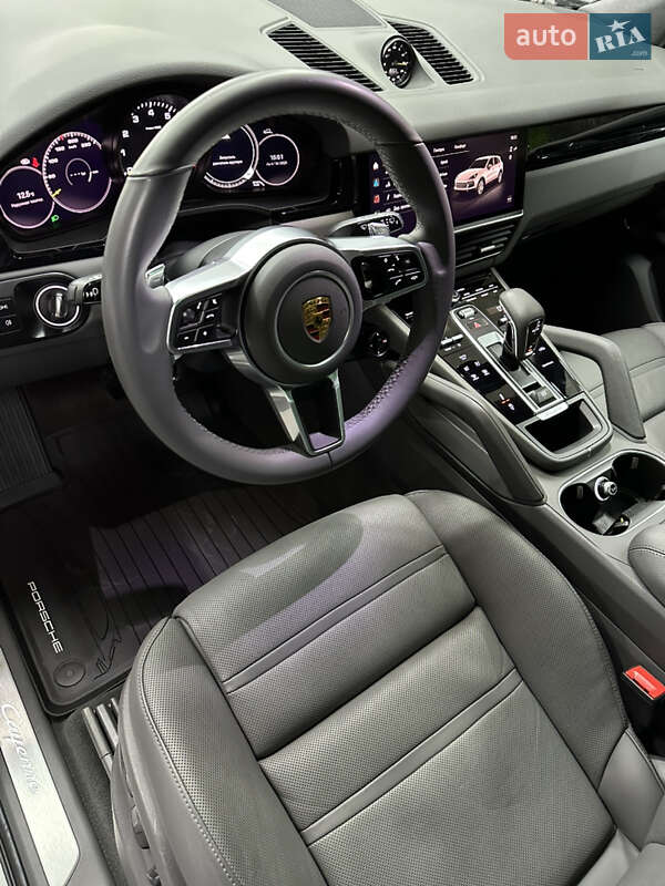Внедорожник / Кроссовер Porsche Cayenne 2022 в Одессе
