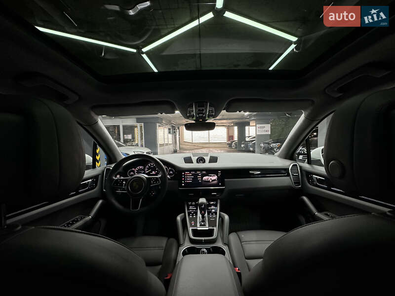 Внедорожник / Кроссовер Porsche Cayenne 2022 в Одессе