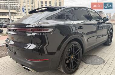 Внедорожник / Кроссовер Porsche Cayenne 2024 в 