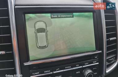 Внедорожник / Кроссовер Porsche Cayenne 2013 в 