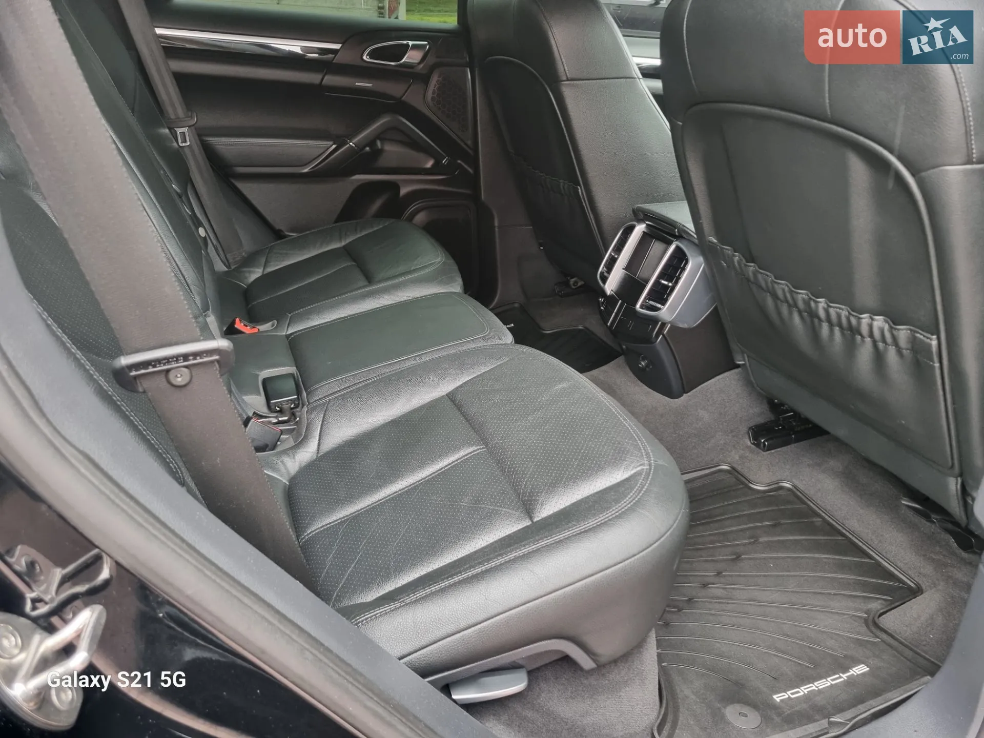 2013 Porsche Cayenne - мініатюра 36