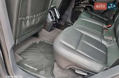 Внедорожник / Кроссовер Porsche Cayenne 2013 в 