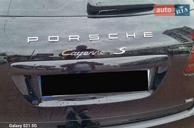 Внедорожник / Кроссовер Porsche Cayenne 2013 в 
