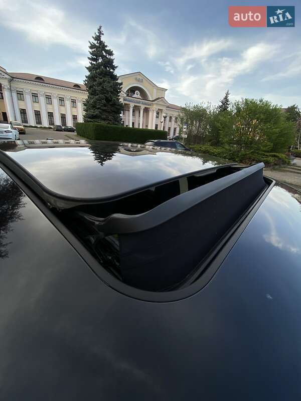 Внедорожник / Кроссовер Porsche Cayenne 2016 в Ужгороде